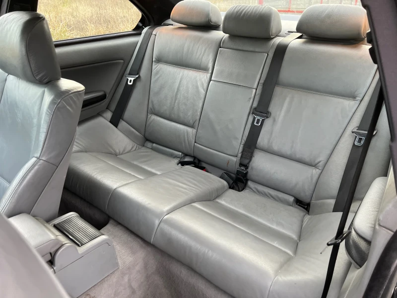 BMW 330 Ci M-Packet, снимка 9 - Автомобили и джипове - 52737949