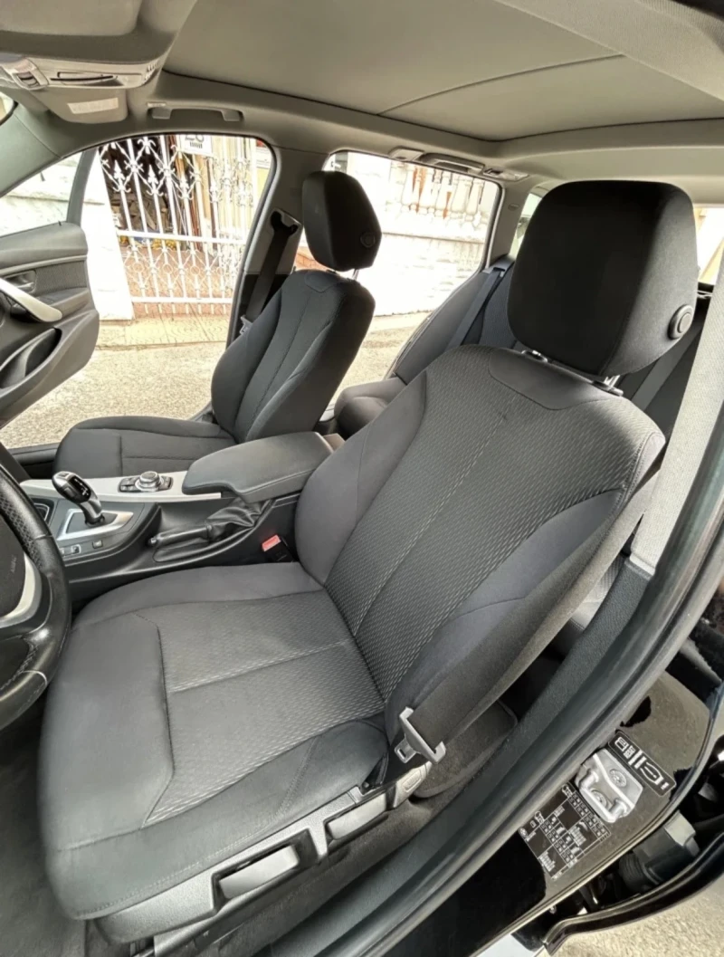 BMW 320 F31 Панорама, ел. багажник, подгрев, темпомат, 8зф, снимка 9 - Автомобили и джипове - 53077939