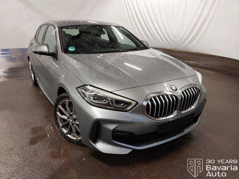 BMW 120 i M Sport Paket Steptronic, снимка 4 - Автомобили и джипове - 53124161