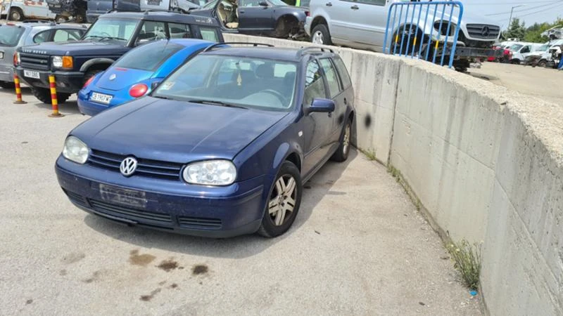 VW Golf 1.9 131 Комби, снимка 3 - Автомобили и джипове - 36675854