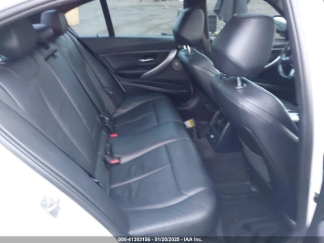 BMW 335 KEYLESS* HEADUP* HARMAN-KARDON* ПОДГРЕВ* ШИБЕДАХ* , снимка 10 - Автомобили и джипове - 49005135