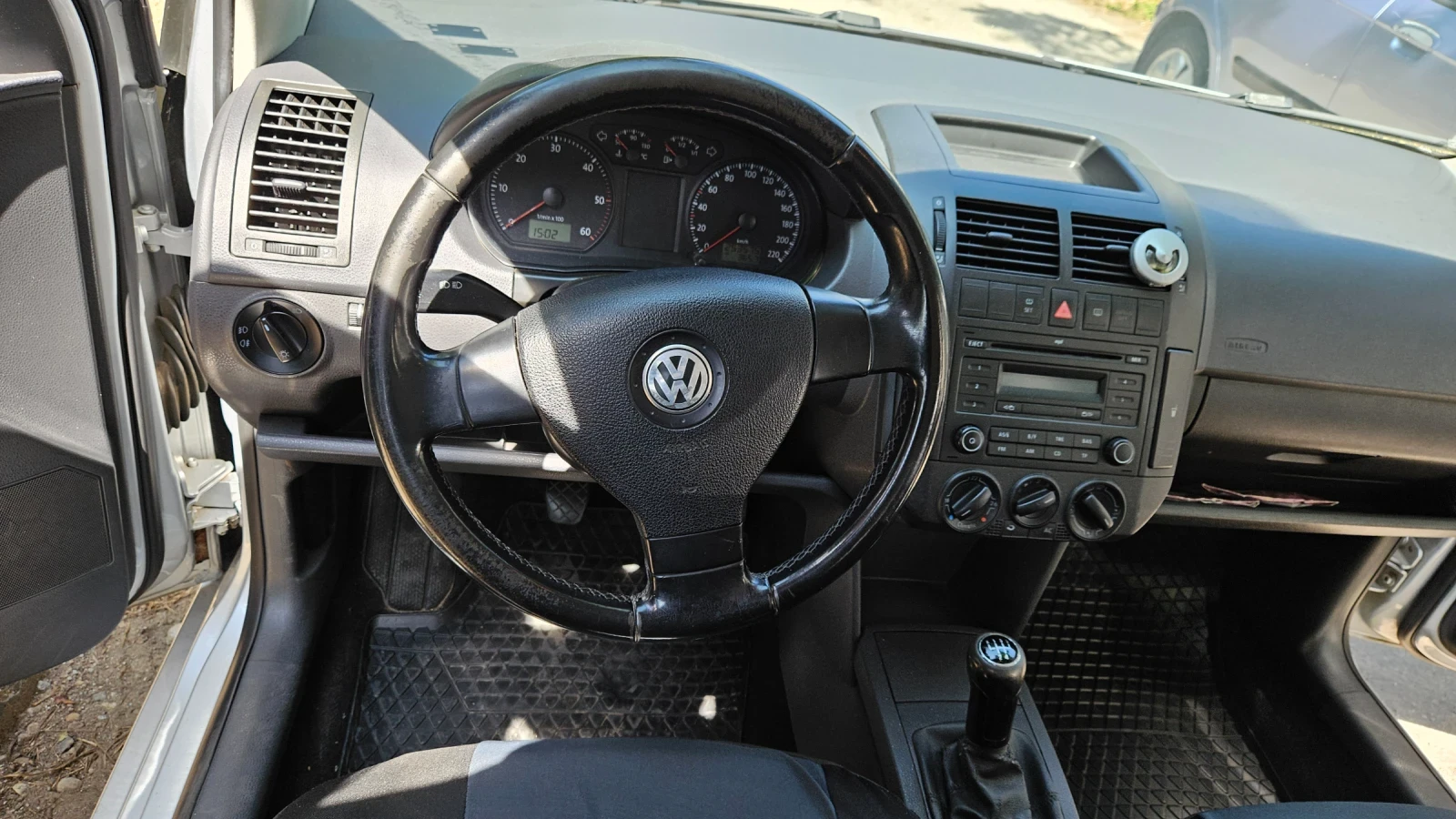 VW Polo  - изображение 8