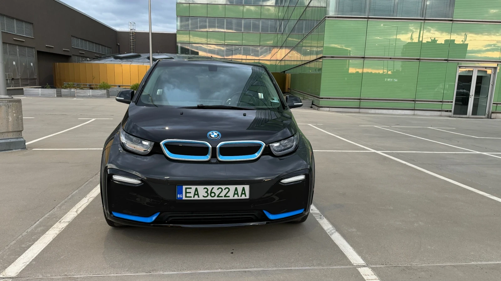 BMW i3 BEV 60ah 170кс - изображение 8