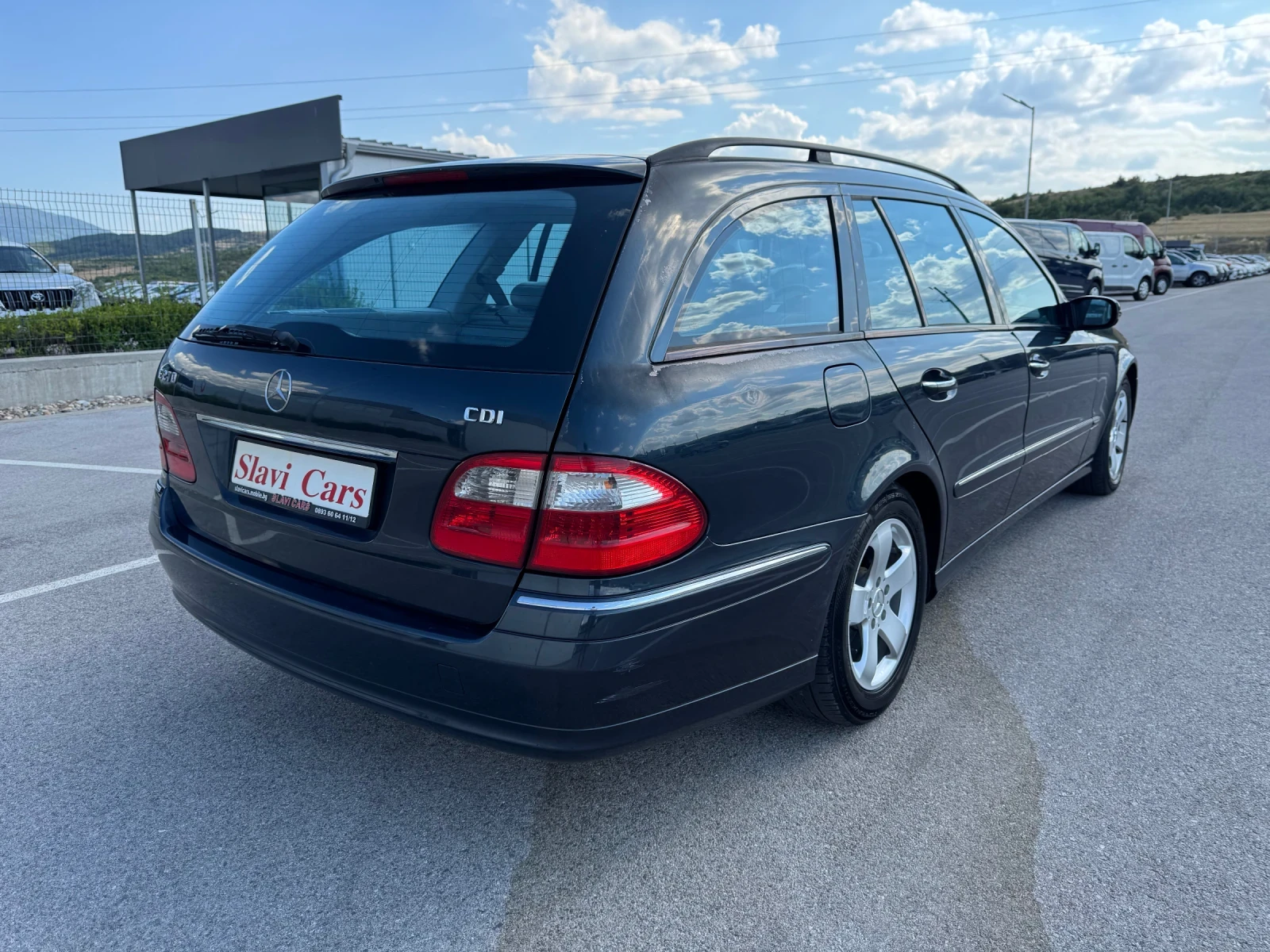 Mercedes-Benz E 270 Elegance - AUTOMATIC - изображение 4