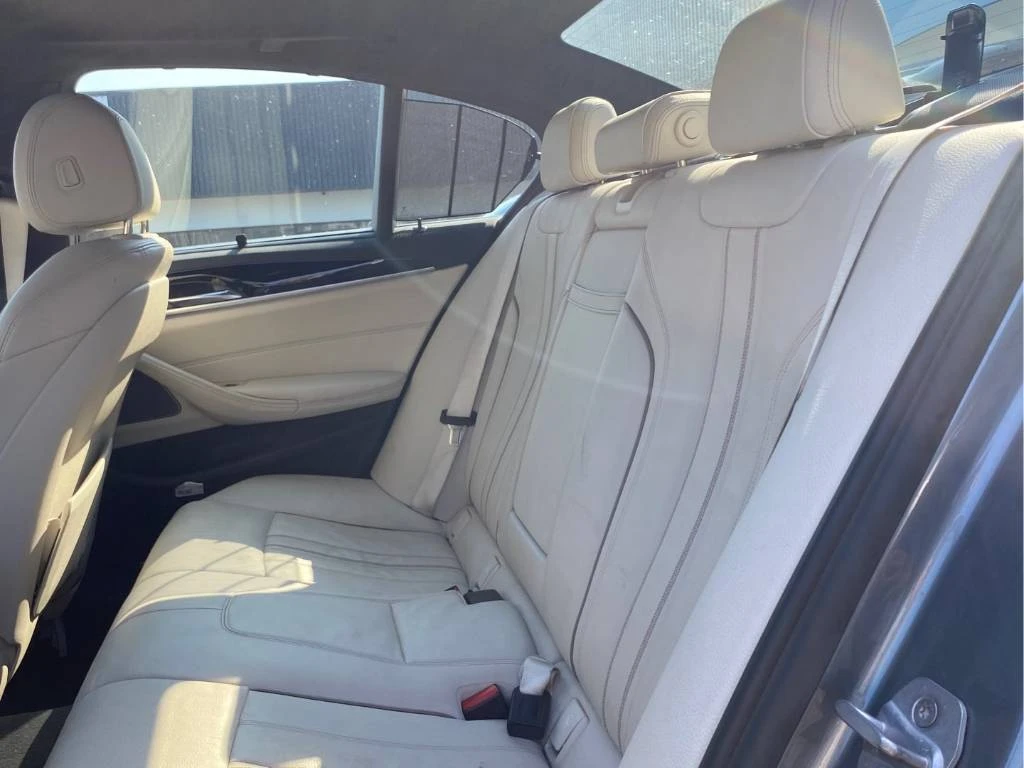 BMW 530 * CARFAX* ОПЦИЯ ЗА ФИНАНСИРАНЕ*  - изображение 8