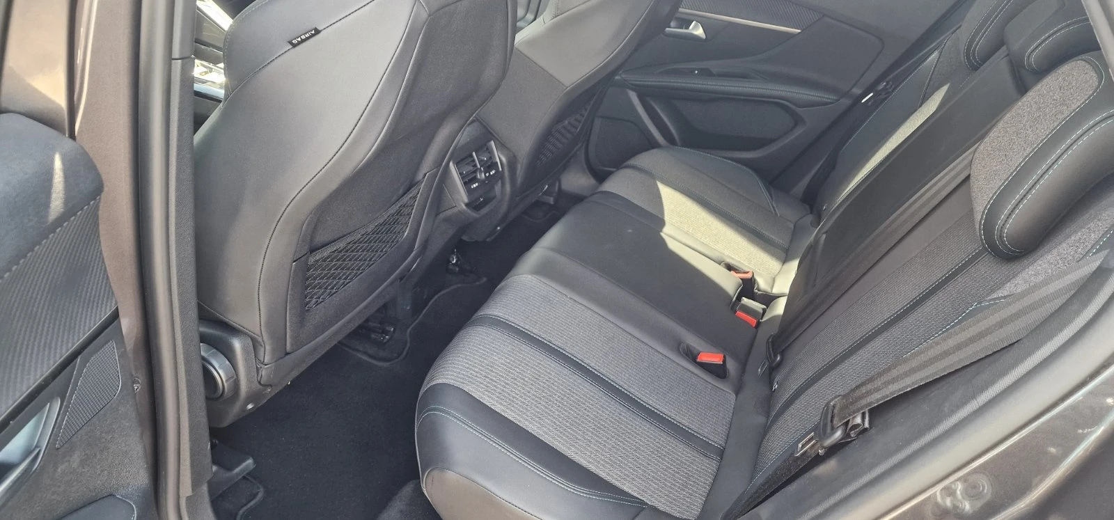 Peugeot 3008 1.5 - изображение 5