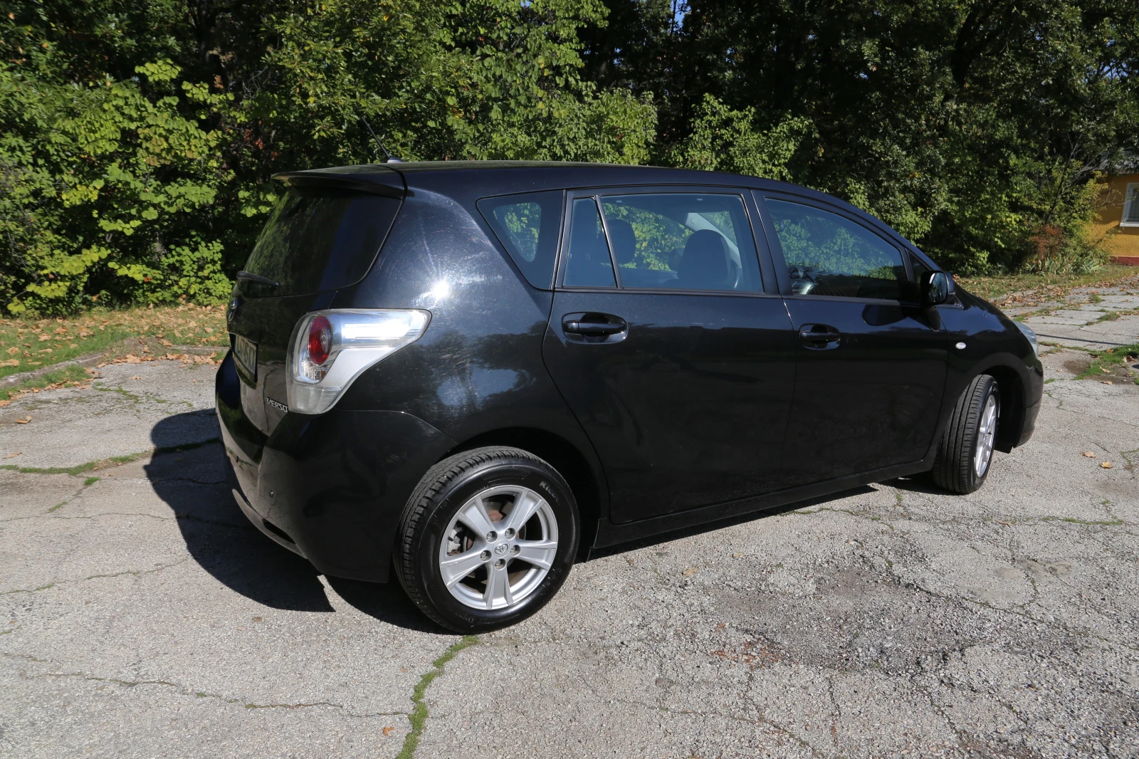 Toyota Verso 1.8 Valvematic (147 кс) Multidrive S 7 Seat - изображение 2