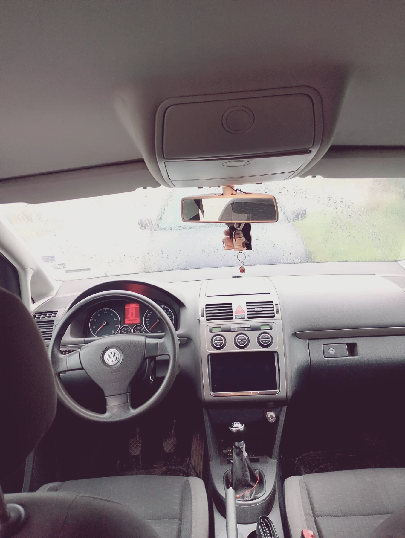 VW Touran  - изображение 4