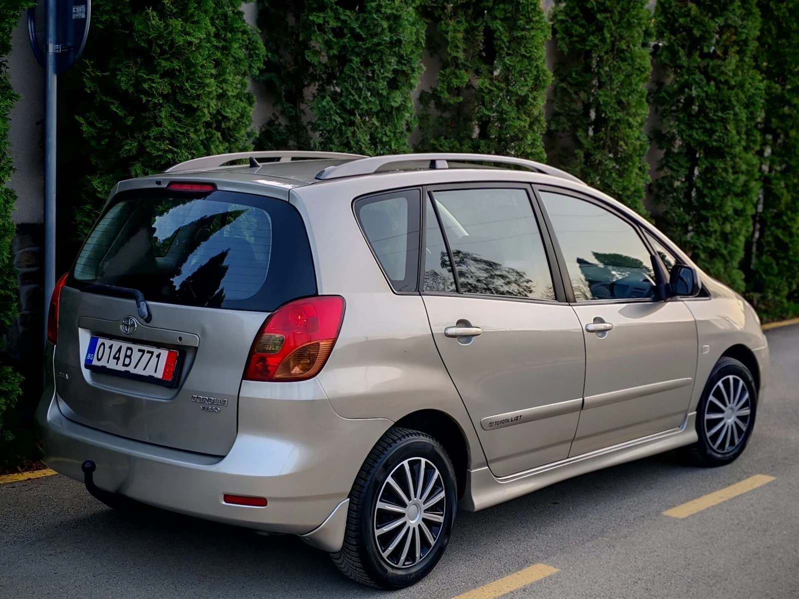 Toyota Corolla verso 2.0D4D(90)* ANDROID* КЛИМАТРОНИК* НОВ ВНОС*  - изображение 7