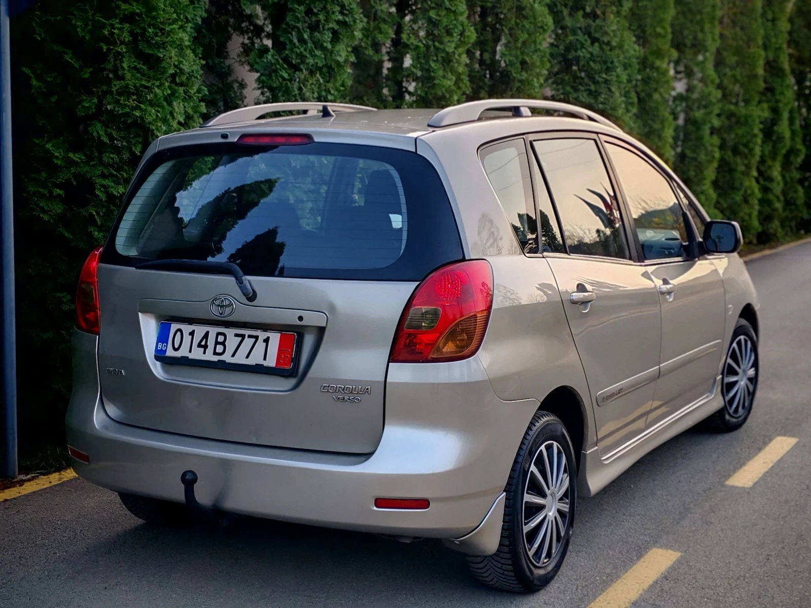 Toyota Corolla verso 2.0D4D(90)* ANDROID* КЛИМАТРОНИК* НОВ ВНОС*  - изображение 6