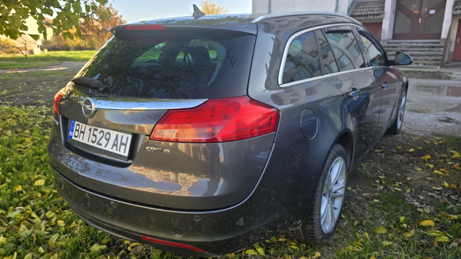 Opel Insignia SPORT TOURER SW  - изображение 3