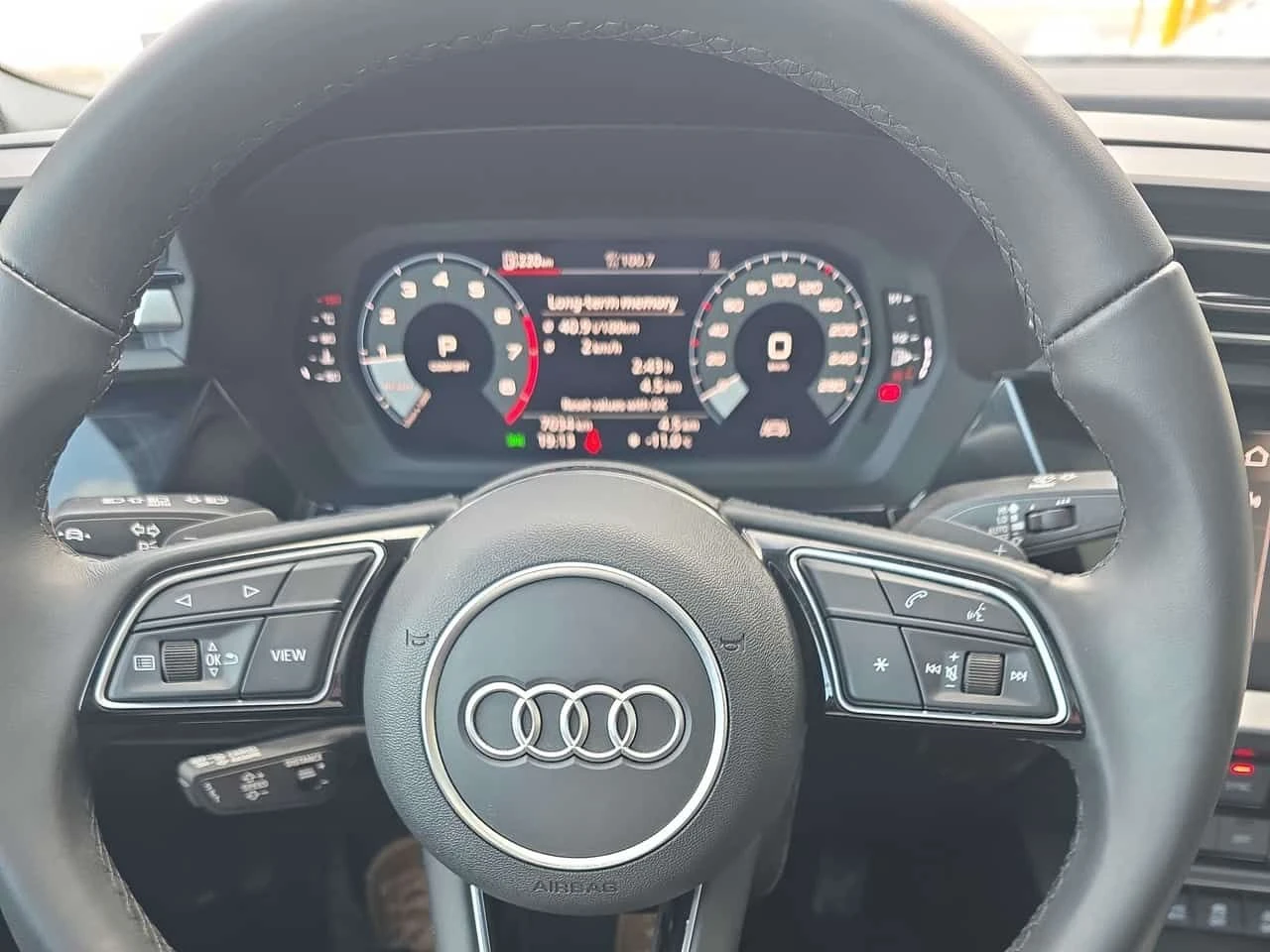 Audi A3 * TFSI quattro * CARFAX * ДВА КЛЮЧА - изображение 9