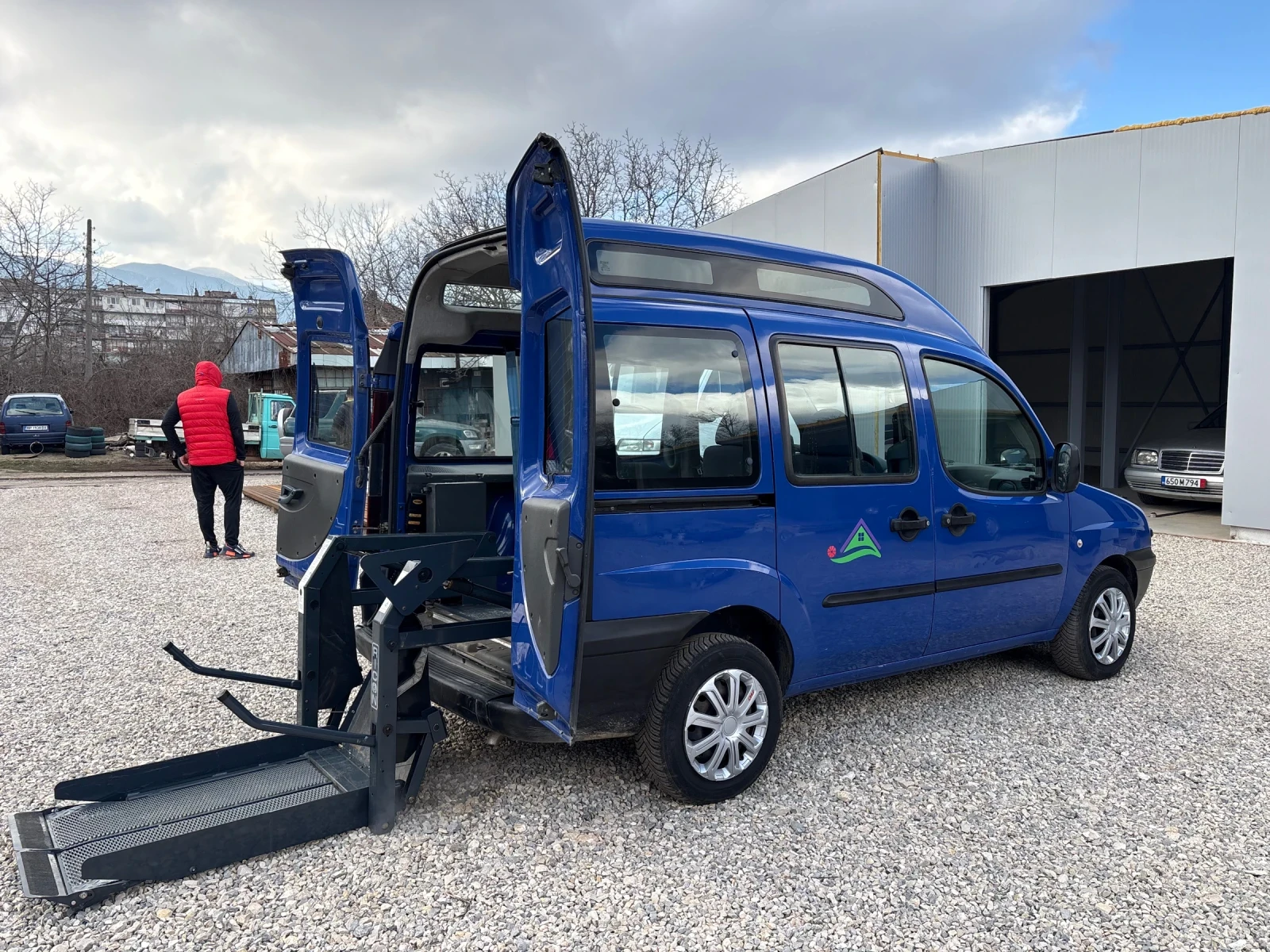 Fiat Doblo 1.6i Klima Italiq, снимка 12 - Автомобили и джипове - 53634429