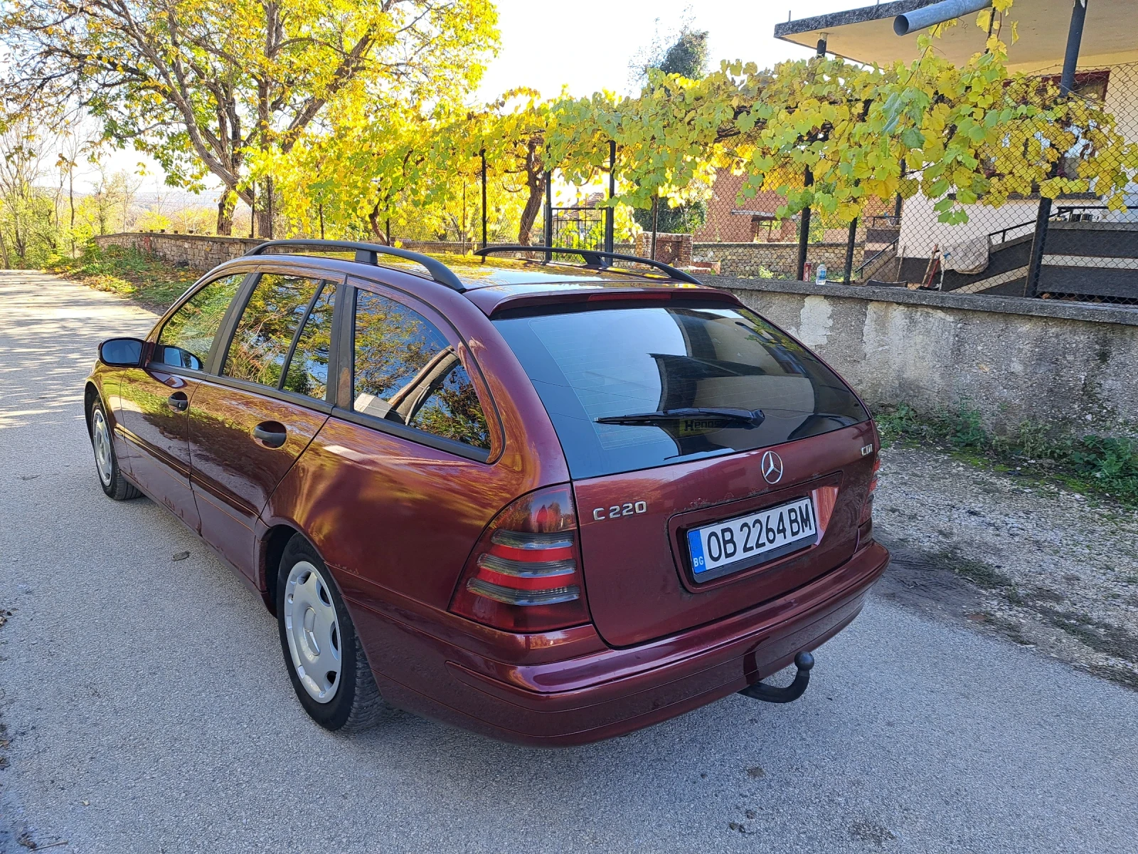 Mercedes-Benz C 220 C 220 CDI, снимка 4 - Автомобили и джипове - 53785173