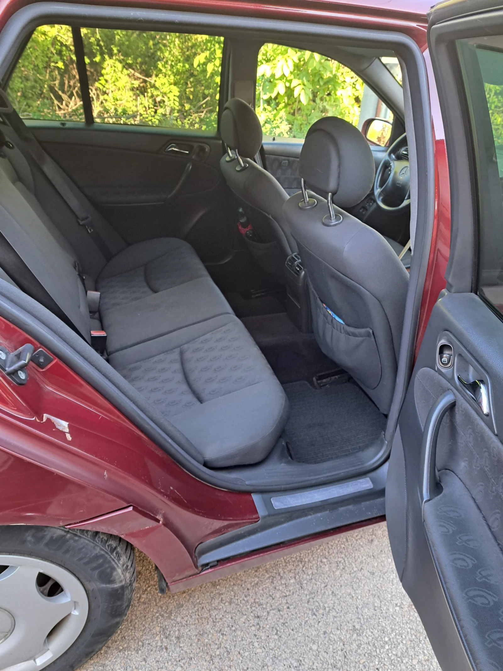 Mercedes-Benz C 220 C 220 CDI, снимка 12 - Автомобили и джипове - 53785173