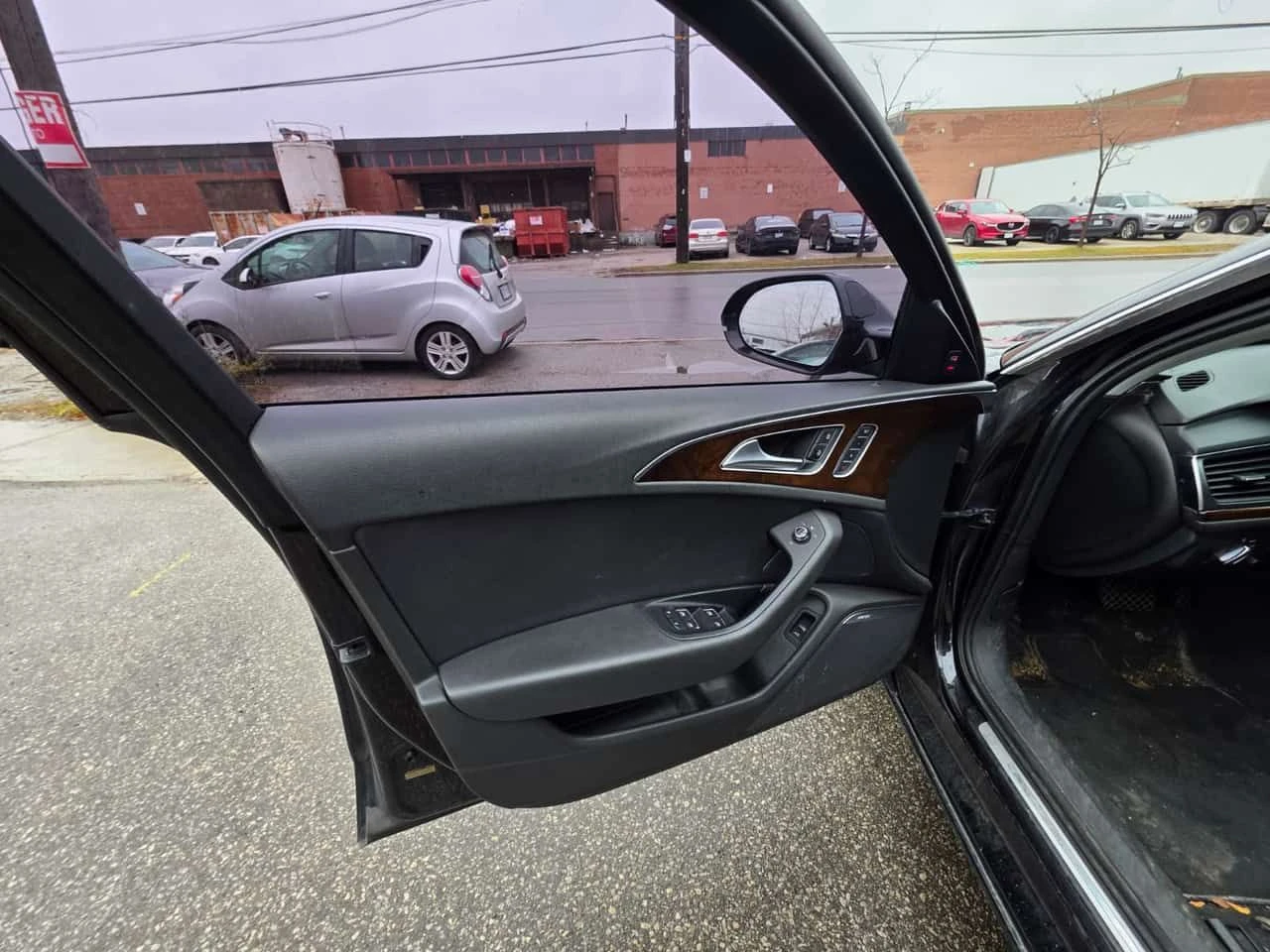 Audi A6 3.0L TDI Technik/ПОДГРЕВИ/ШИБИДАХ, снимка 12 - Автомобили и джипове - 53842419