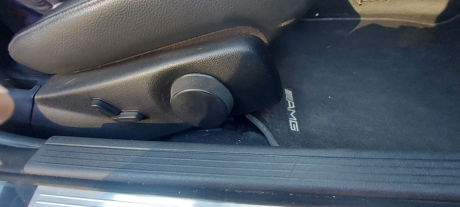 Mercedes-Benz C 220 AMG, снимка 13 - Автомобили и джипове - 53851952