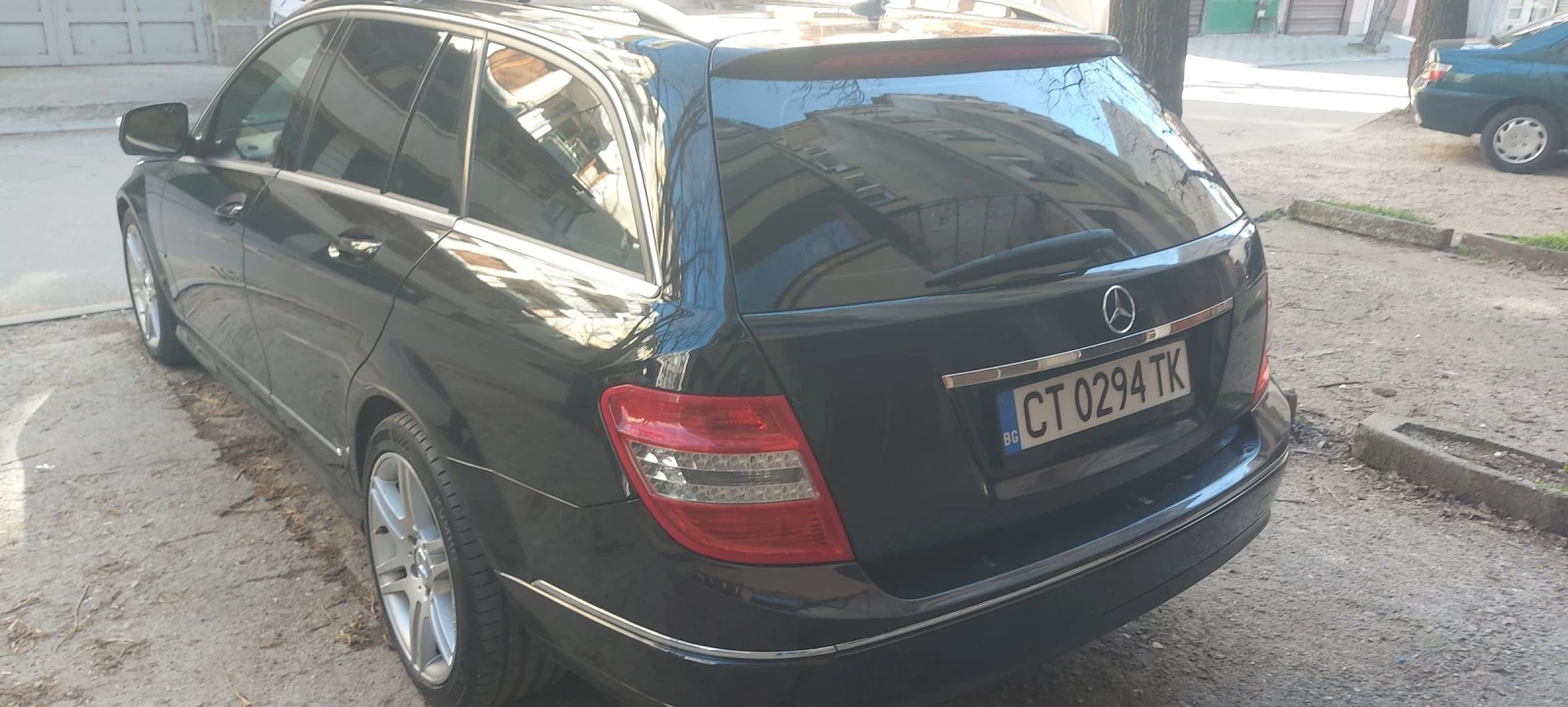 Mercedes-Benz C 220 AMG, снимка 8 - Автомобили и джипове - 53851952