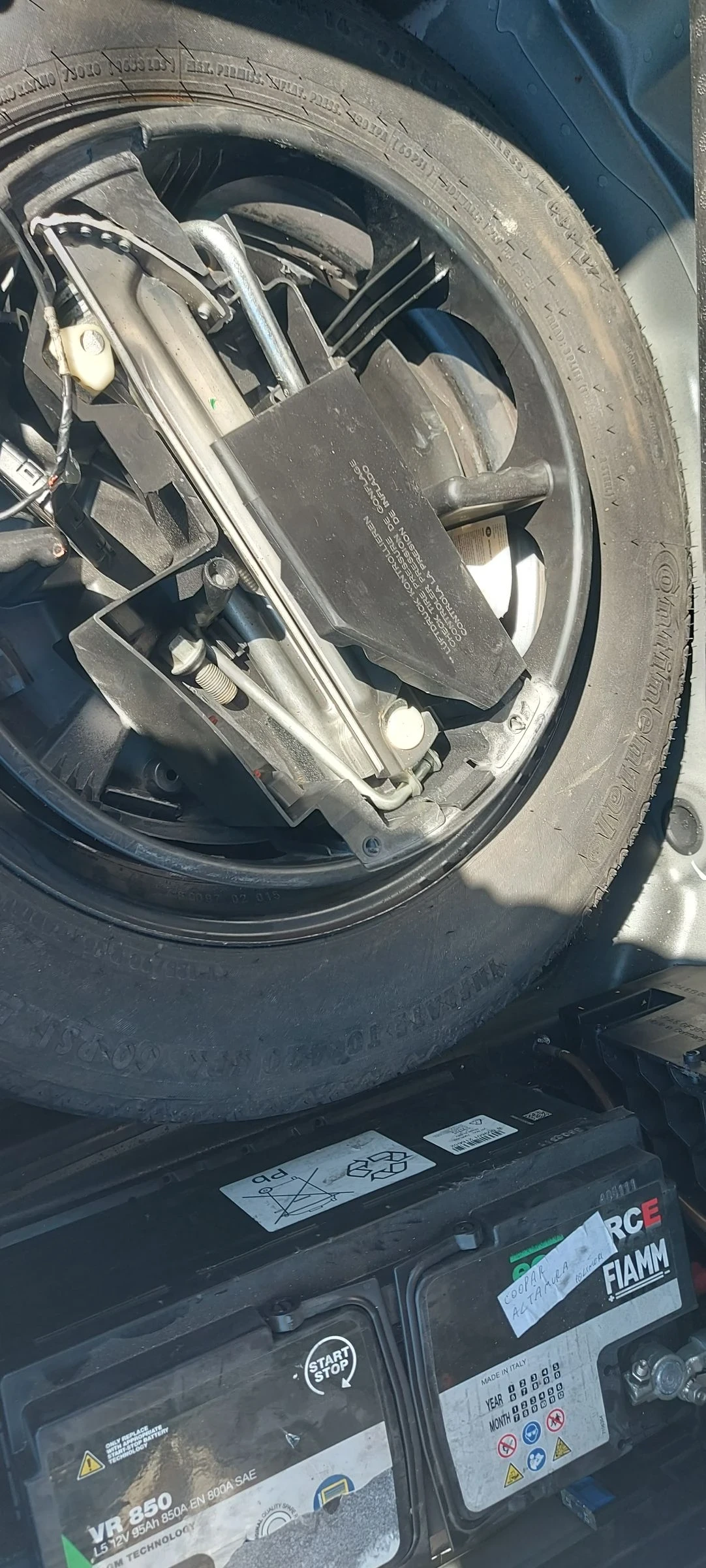 Mercedes-Benz C 220 AMG, снимка 10 - Автомобили и джипове - 53851952