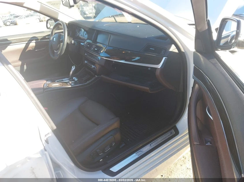 BMW 535 3.0L I-6 DI, DOHC, VVT, TURBO, 300HP Rear Wheel | Mobile.bg � ����������� 5