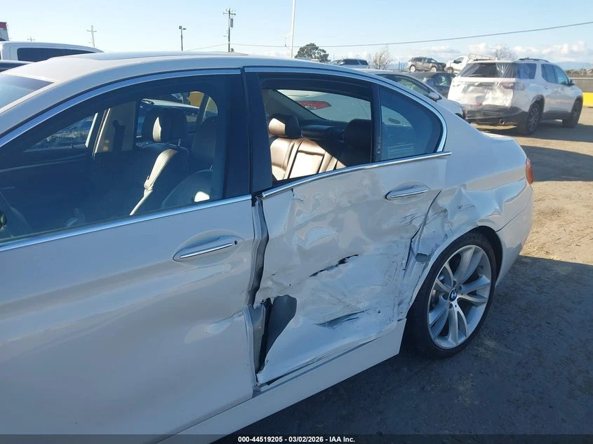BMW 535 3.0L I-6 DI, DOHC, VVT, TURBO, 300HP Rear Wheel | Mobile.bg � ����������� 6