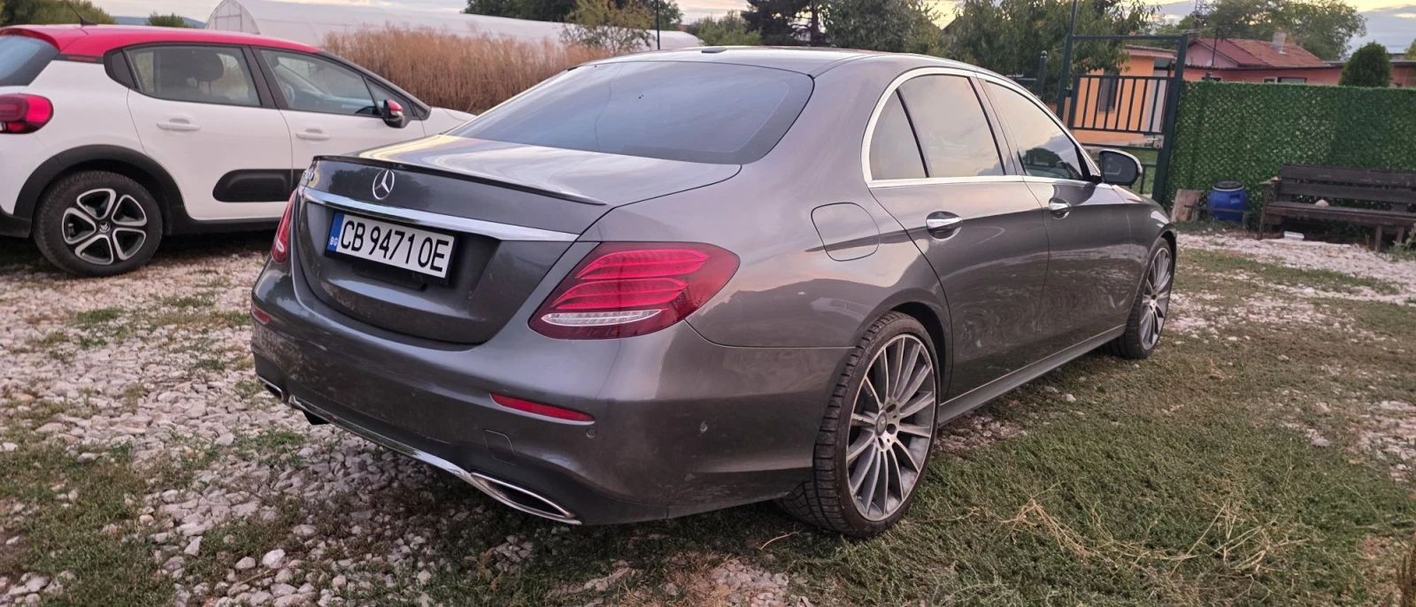 Mercedes-Benz E 300 9G tronic, снимка 4 - Автомобили и джипове - 55503261