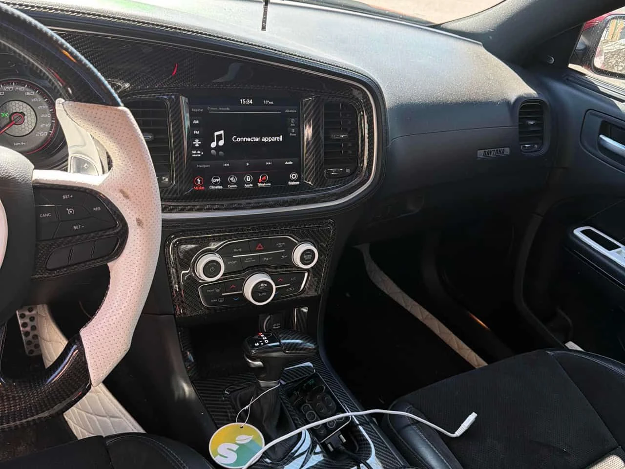 Dodge Charger * R/T RWD * 2 �����* PANO* KEYLESS* �������*  | Mobile.bg � ����������� 9