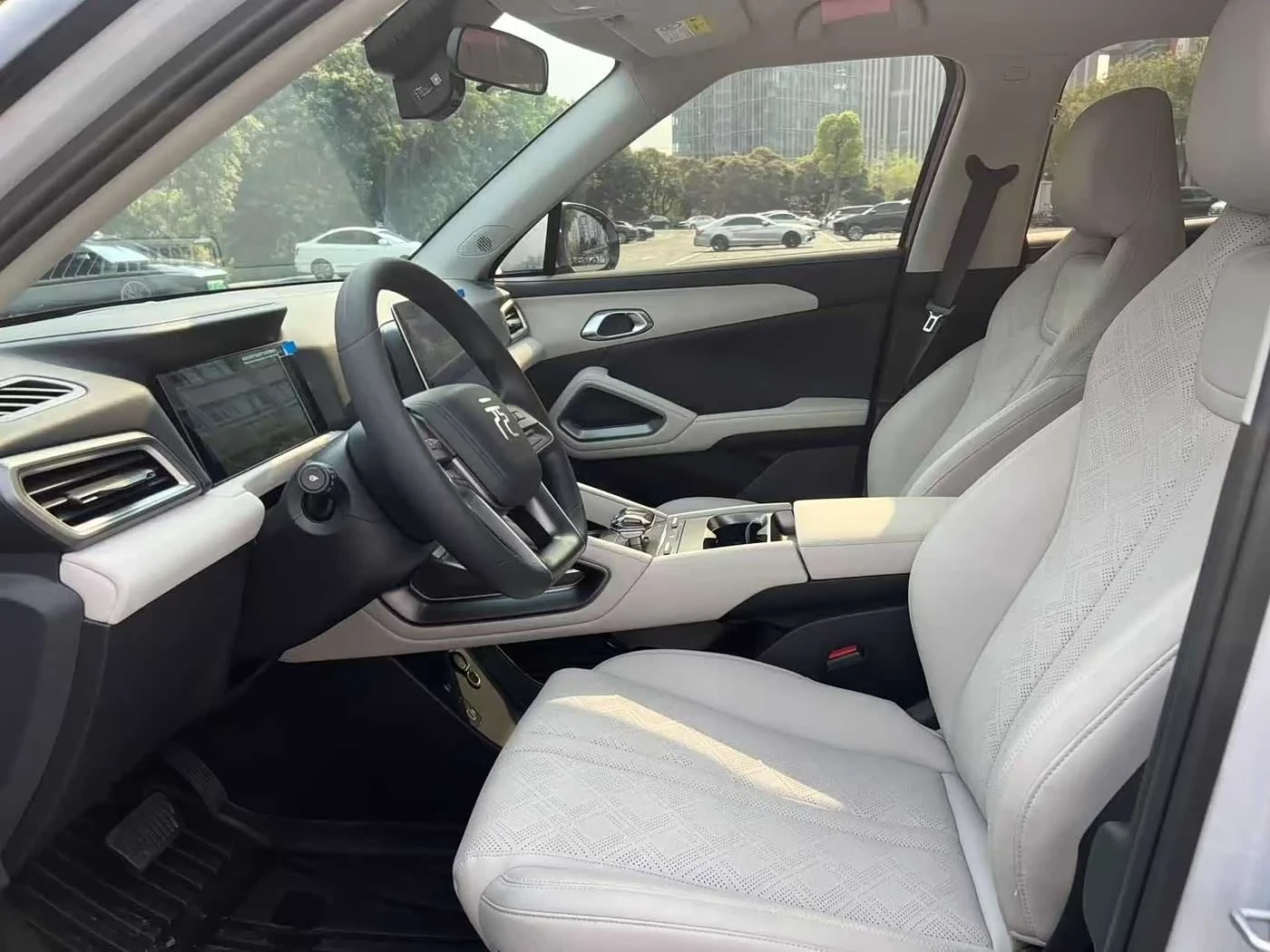 BYD Atto3 Atto 2 Leading Edition 301km autogeorge.com, снимка 9 - Автомобили и джипове - 54462482