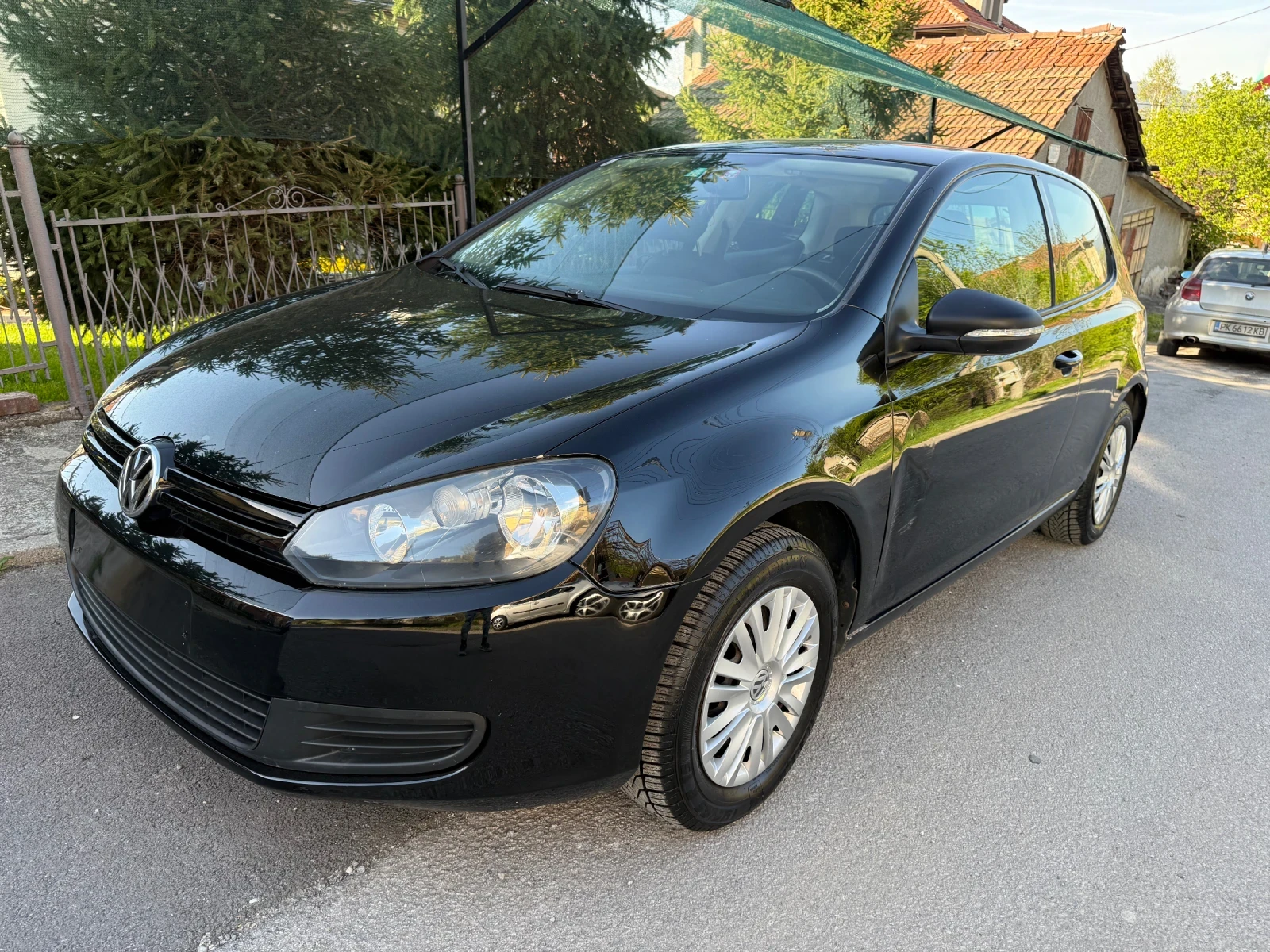 VW Golf Бензин, снимка 7 - Автомобили и джипове - 54630439