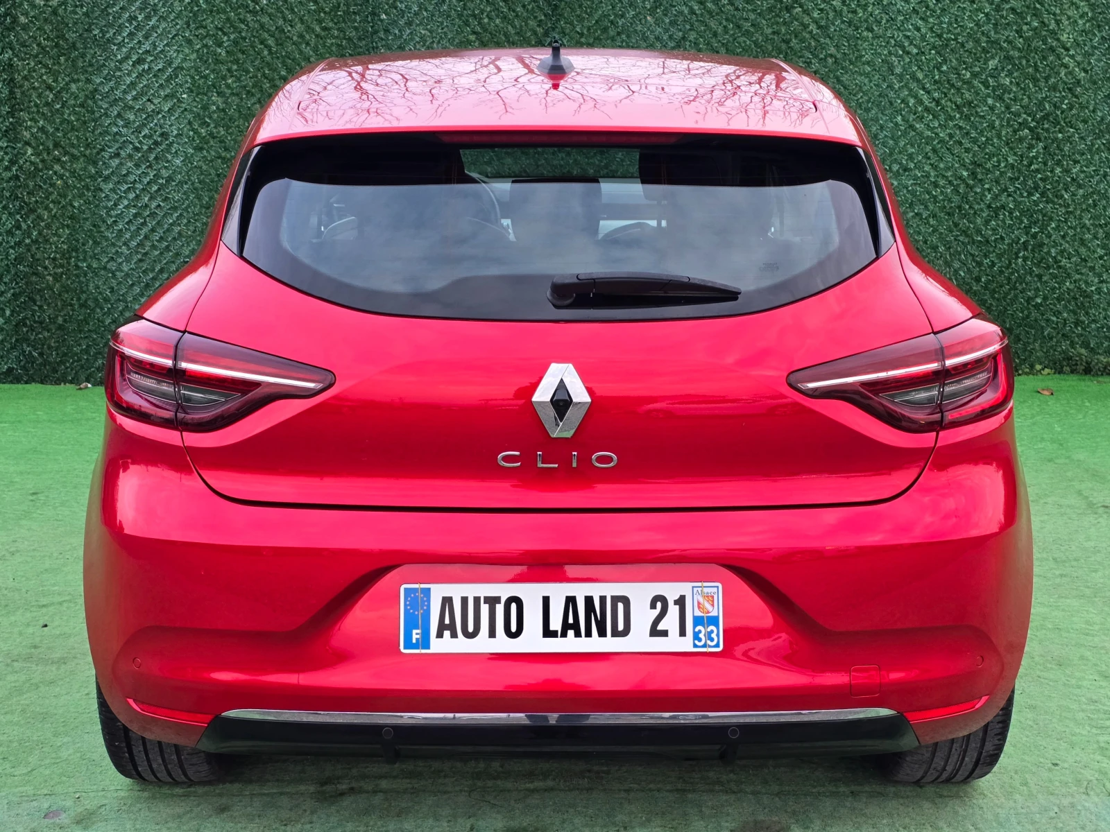Renault Clio 1.6i* 140кс* E-TECH FHEV HYBRID 39900км, снимка 8 - Автомобили и джипове - 54658969
