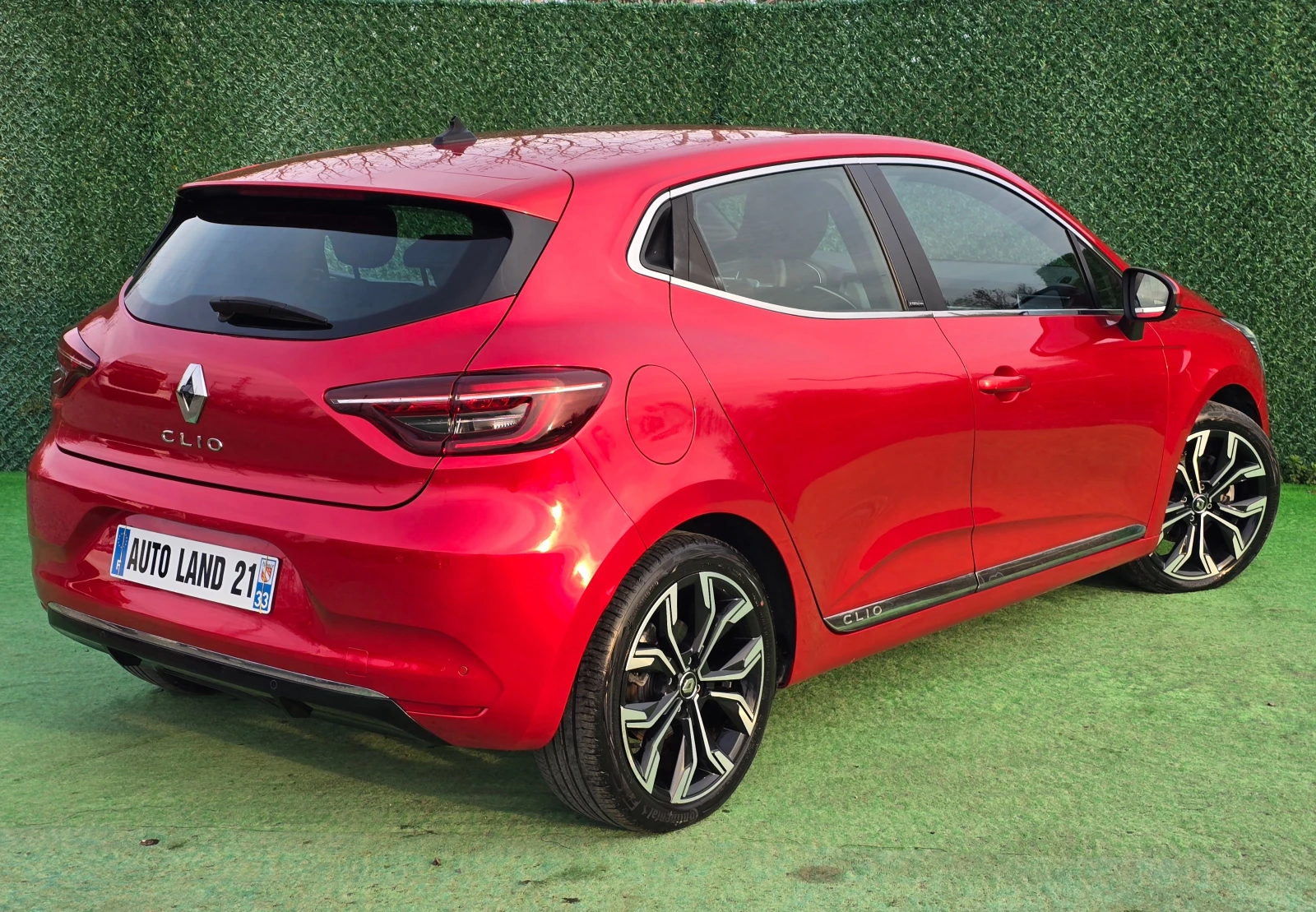 Renault Clio 1.6i* 140кс* E-TECH FHEV HYBRID 39900км, снимка 5 - Автомобили и джипове - 54658969