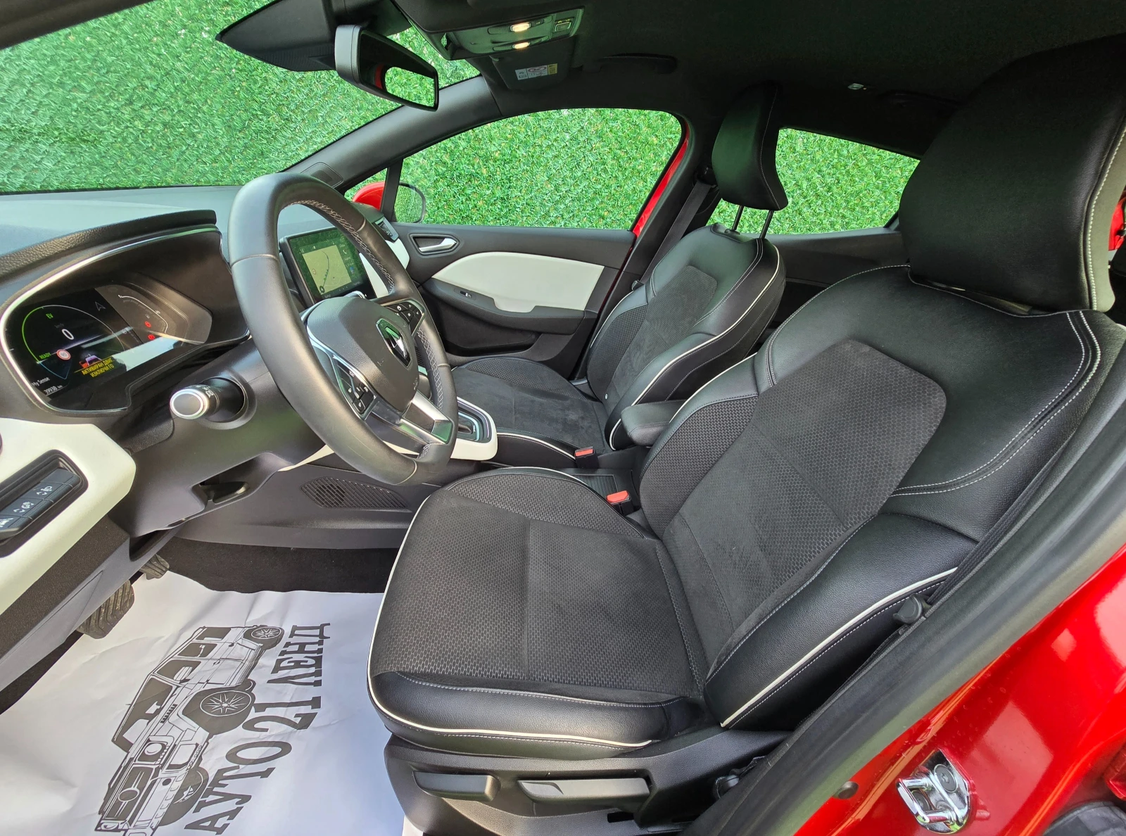 Renault Clio 1.6i* 140кс* E-TECH FHEV HYBRID 39900км, снимка 9 - Автомобили и джипове - 54658969