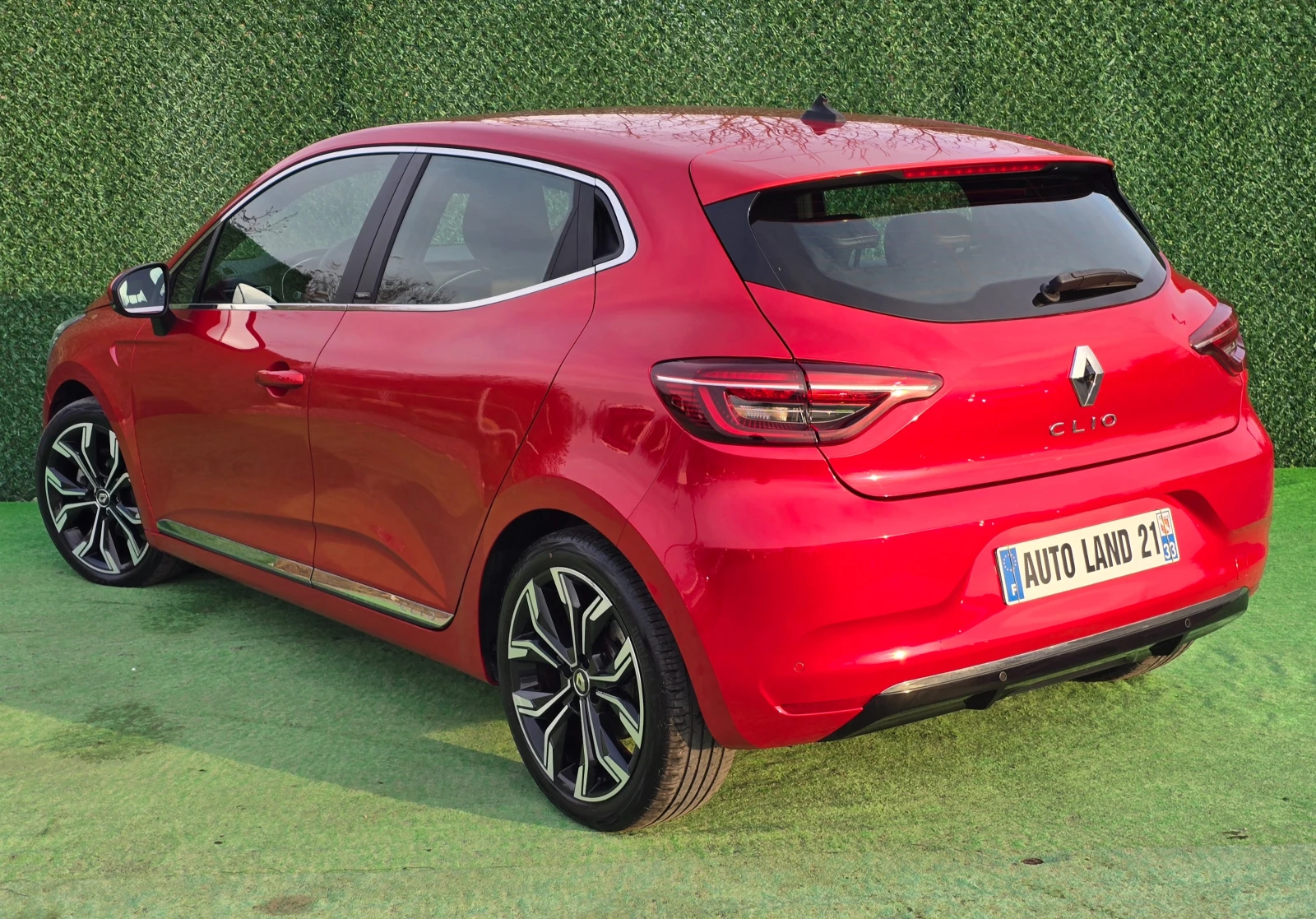 Renault Clio 1.6i* 140кс* E-TECH FHEV HYBRID 39900км, снимка 7 - Автомобили и джипове - 54658969