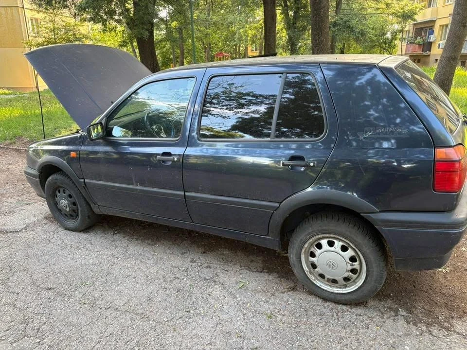 VW Golf СПРЯН ПРОЕКТ, снимка 16 - Автомобили и джипове - 54788146