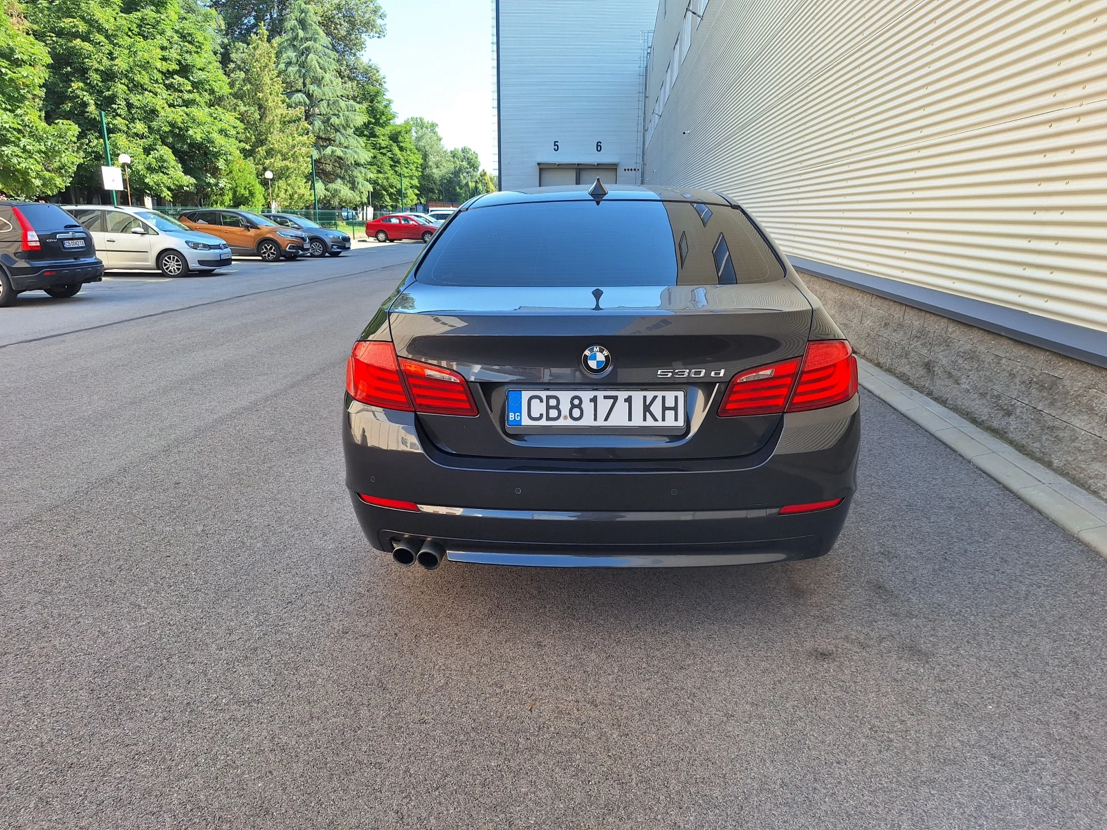 BMW 530 F10 245 к.с. Поддържан/ Обслужен/Личен ав, снимка 4 - Автомобили и джипове - 55084261