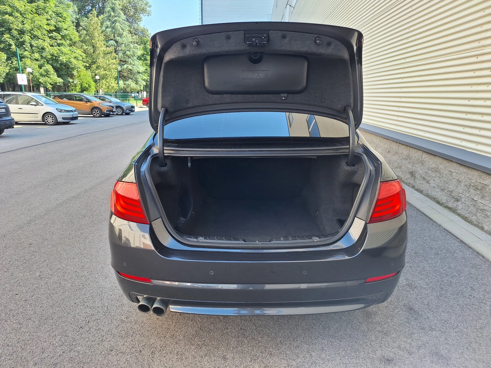 BMW 530 F10 245 к.с. Поддържан/ Обслужен/Личен ав, снимка 5 - Автомобили и джипове - 55084261