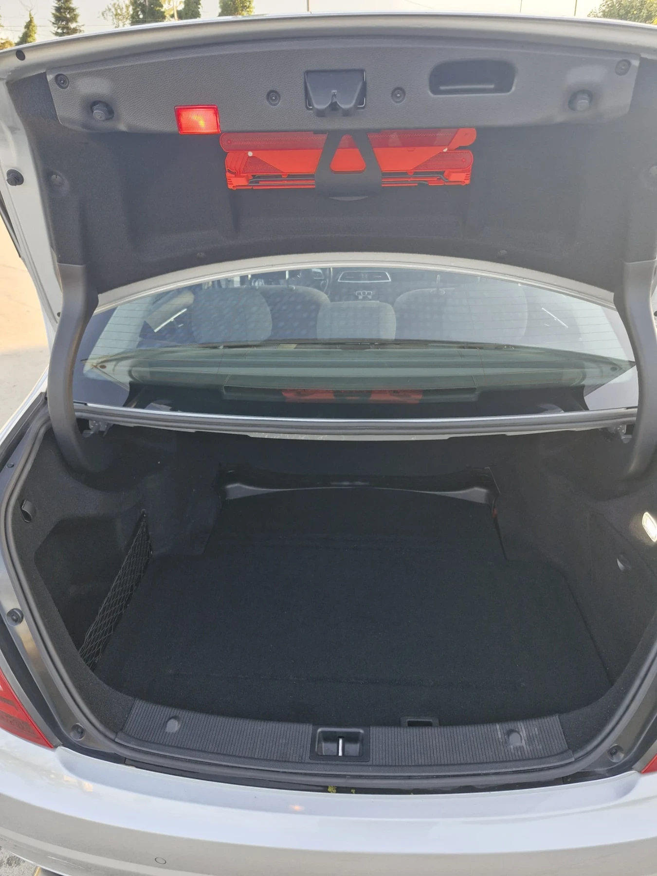 Mercedes-Benz C 200 Facelift, снимка 3 - Автомобили и джипове - 55896159