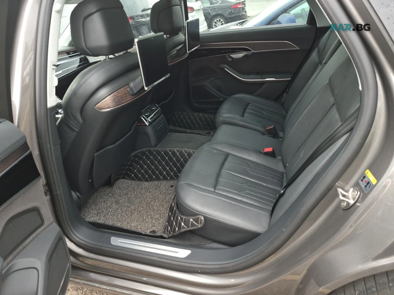 Audi A8 L  Premium Plus Цена до България & АвтоКредит, снимка 12 - Автомобили и джипове - 56084718