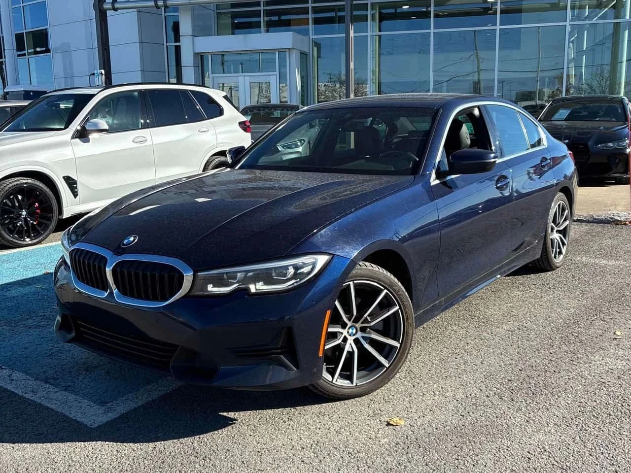 BMW 330