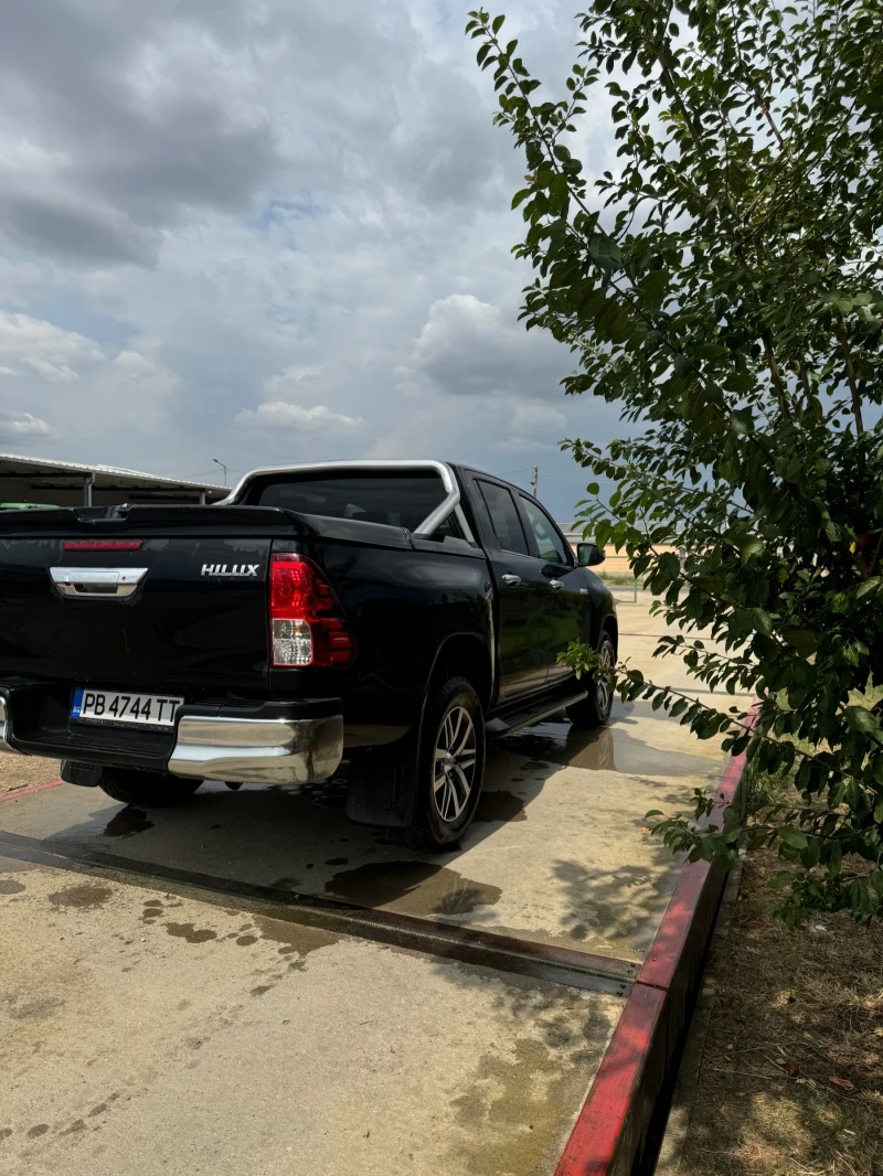 Toyota Hilux, снимка 4 - Автомобили и джипове - 48790040