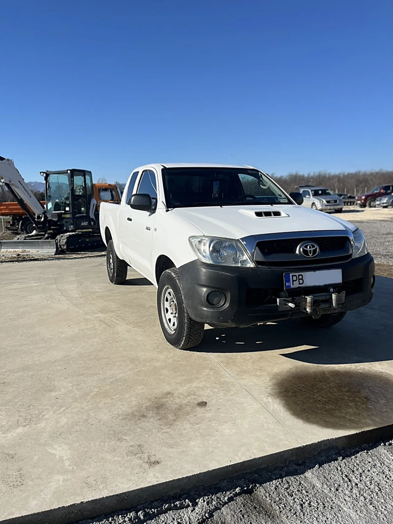 Toyota Hilux 2.5d4d 4x4, снимка 3 - Автомобили и джипове - 49125114