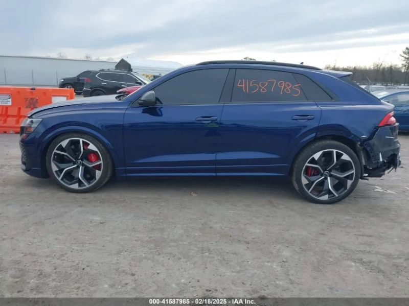 Audi RSQ8 4.0L V-8 DI, DOHC, VVT, TURBO, 591HP All Wheel Dri, снимка 6 - Автомобили и джипове - 49543933