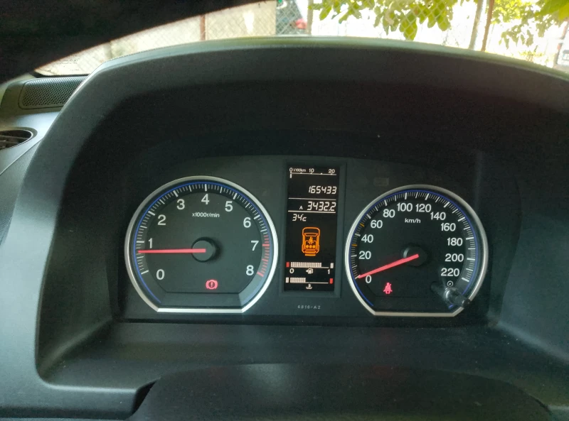 Honda Cr-v 2.0i/4x4/150ps, снимка 9 - Автомобили и джипове - 51594564
