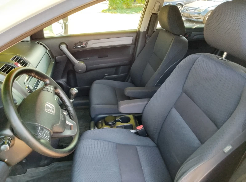 Honda Cr-v 2.0i/4x4/150ps, снимка 13 - Автомобили и джипове - 51594564