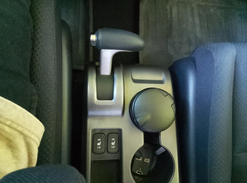 Honda Cr-v 2.0i/4x4/150ps, снимка 12 - Автомобили и джипове - 51594564