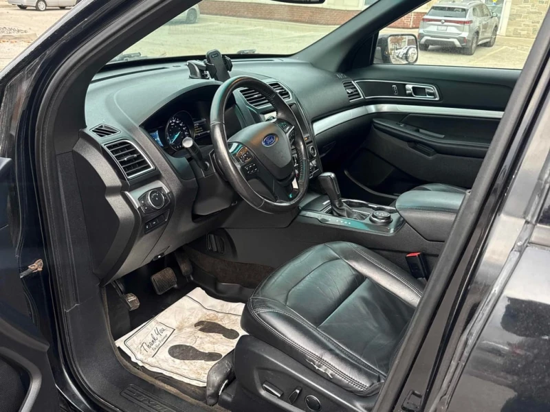 Ford Explorer 2016 XLT * БЕЗ ПЪРВОНАЧАЛНА ВНОСКА* , снимка 7 - Автомобили и джипове - 52979764