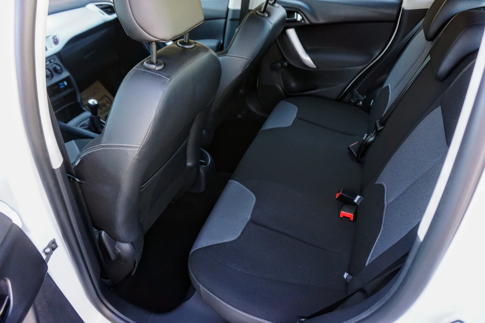 Citroen C3 1.1i SEDUCTION  - изображение 9