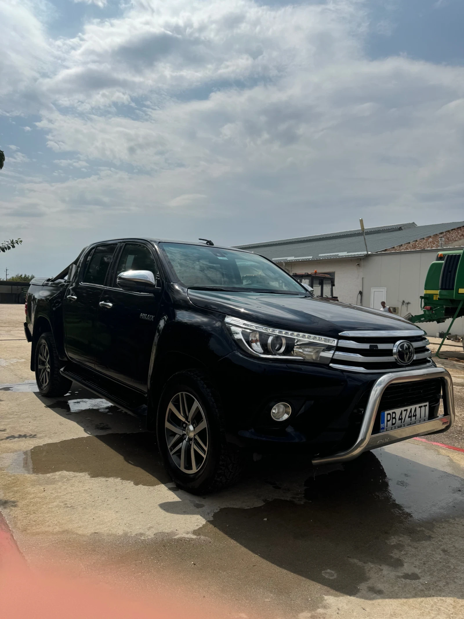 Toyota Hilux  - изображение 3