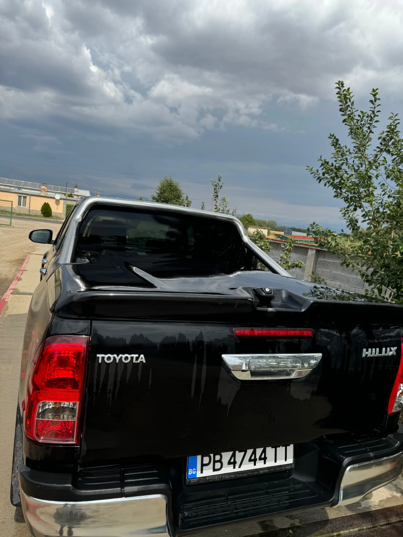 Toyota Hilux  - изображение 8