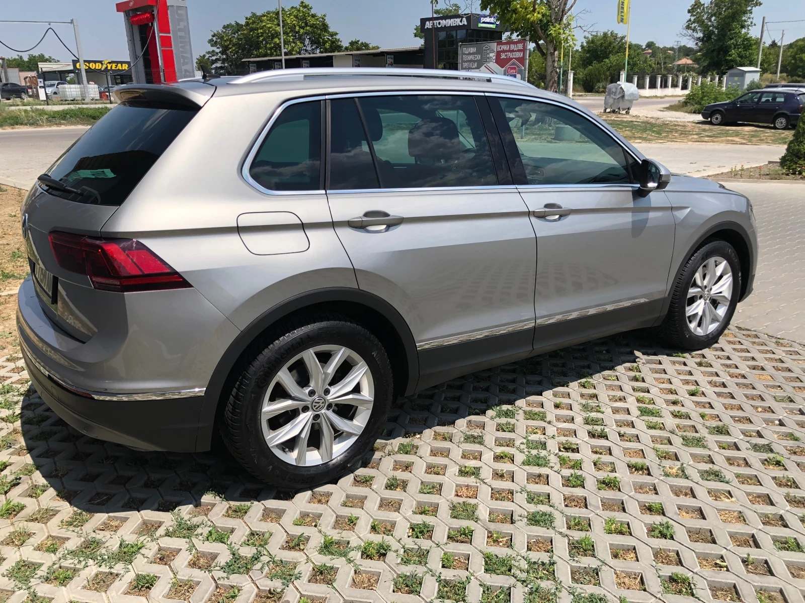 VW Tiguan  - изображение 3